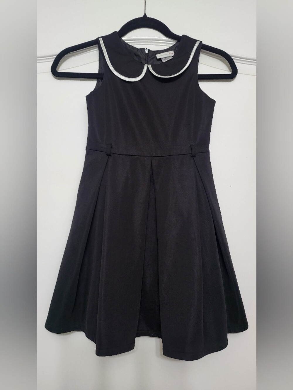 Classic Black Girls' Dress with White-Trim Peter Pan Collar Size 8